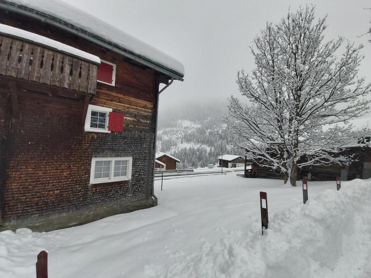 Apartamento Tgésa Felici Sedrun Exterior foto